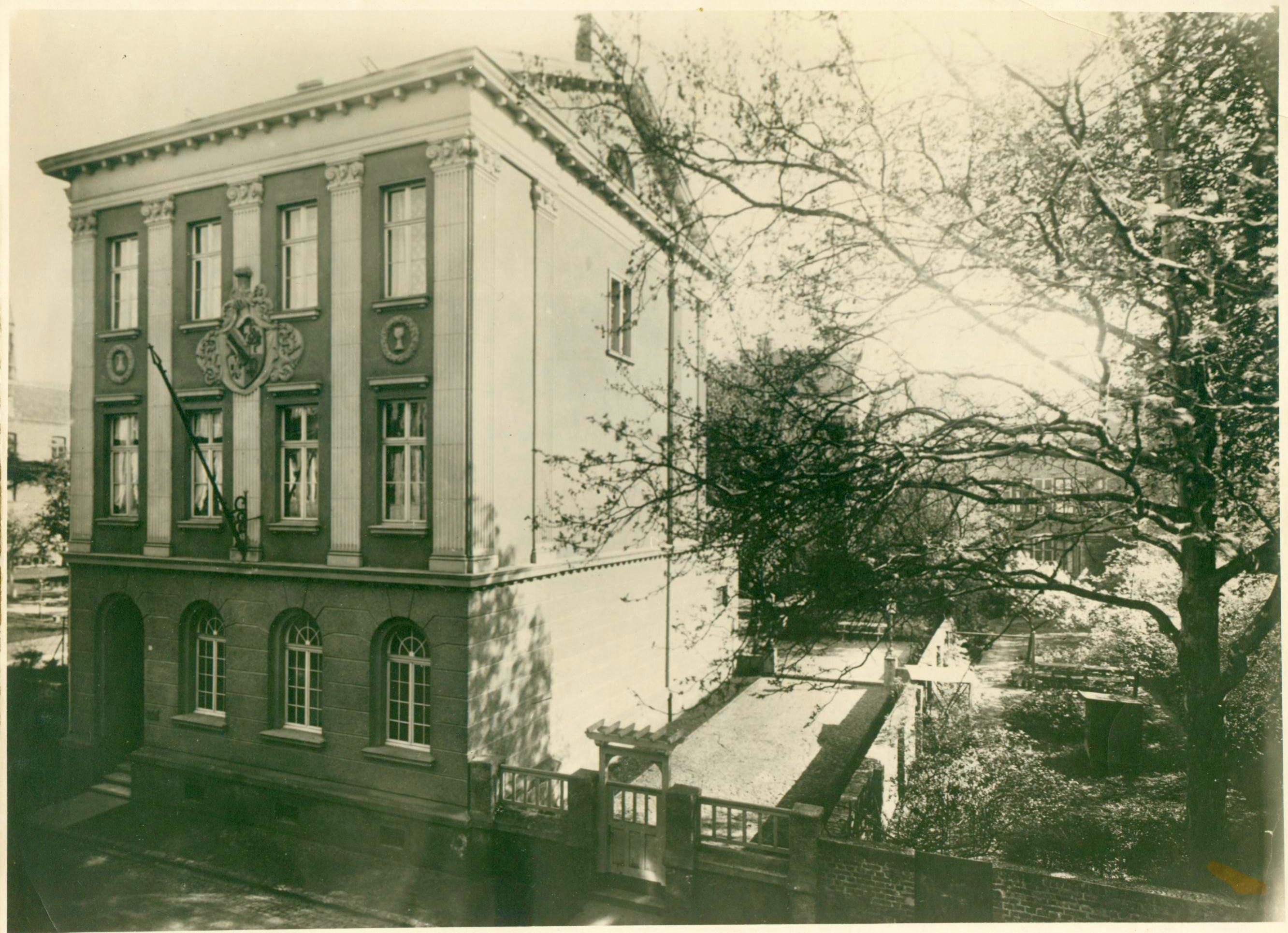 1925: Das Haus der Landsmannschaft Tuisconia
