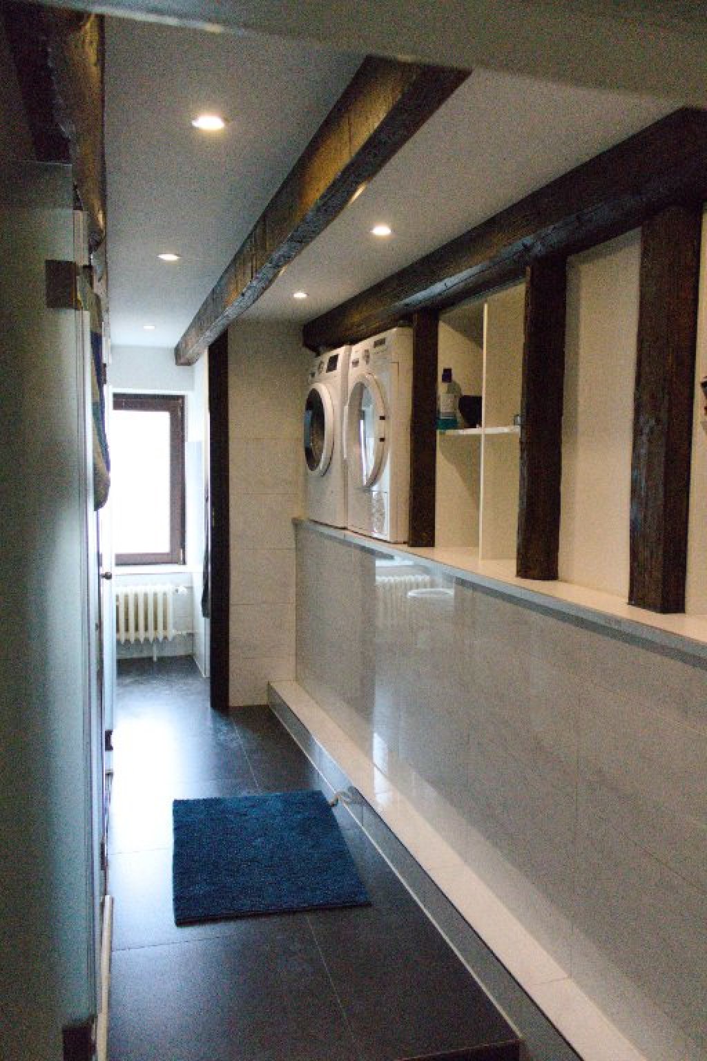 Waschmaschine/trockner/Dusche/Toilette in der Studenten-WG